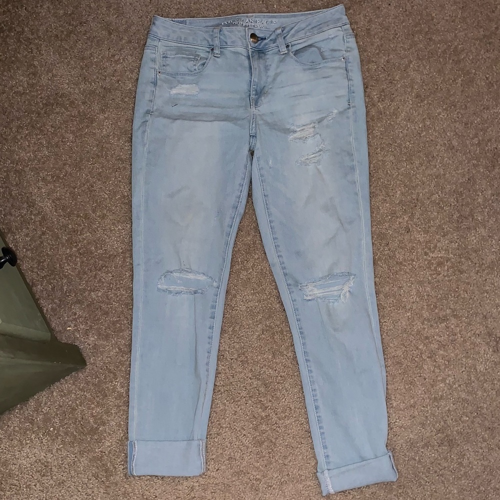 American Eagle Distressed Jeans